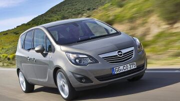 Νέο αυτόματο κιβώτιο για το Opel Meriva