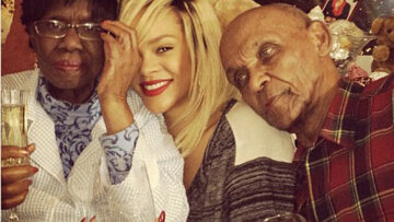 Συντετριμμένη η Rihanna