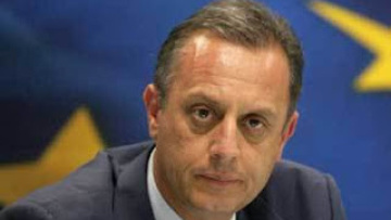 Αντ. Μπέζας: «Καθαρός ουρανός, αστραπές δε φοβάται» 