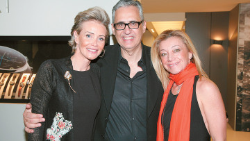 Ο εμφύλιος στην αυτοκρατορία και το παλάτι στη Φιλοθέη