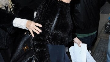 Τα κούρεψε και άλλο η Miley Cyrus!
