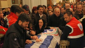 Σήμερα οι κηδείες των αντρών του ΕΚΑΒ που κάηκαν ζωντανοί 