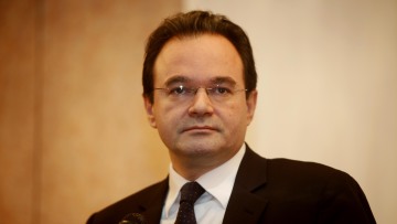 Διεγράφη από το ΠΑΣΟΚ ο Παπακωνσταντίνου