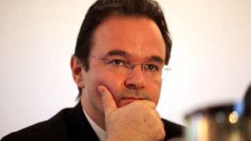 Ενώπιος ενωπίω με την προανακριτική ο Παπακωνσταντίνου