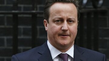 Διχάζει τη Βρετανία η απόφαση Κάμερον