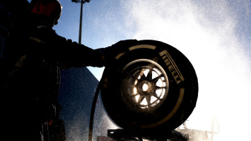 F1: Θα κλέψουν την παράσταση τα ελαστικά στην πρεμιέρα;