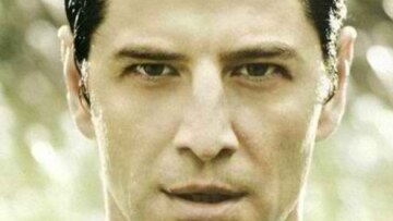 Ο Σάκης Ρουβάς υπερασπίζεται το κομμάτι της Ηλιάδη