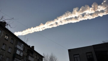 Σκηνικό... Αποκάλυψης στη Ρωσία μετά τη «βροχή» μετεωρίτων