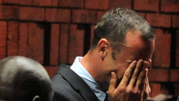 Για τρίτη ημέρα στη φυλακή ο Πιστόριους