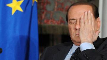 Στο νοσοκομείο με φλεγμονή στα μάτια ο Μπερλουσκόνι