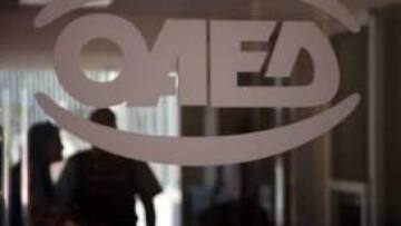 Ποιοι ελεύθεροι επαγγελματίες θα πάρουν το επίδομα ανεργίας 	