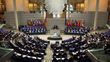 ΝΖΖ: Γνωμοδότηση της Bundestag αμφισβητεί το γερμανικό «όχι» στις ελληνικές απαιτήσεις για αποζημιώσεις