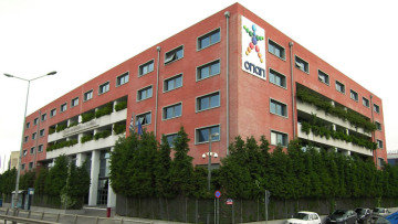 Γιατί επείγει η πώληση του ΟΠΑΠ