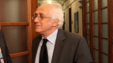 «Πράσινο φως» για το αντιρατσιστικό νομοσχέδιο Ρουπακιώτη