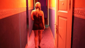 Guardian: «Η Γερμανία είναι το μεγαλύτερο πορνείο της Ευρώπης» 