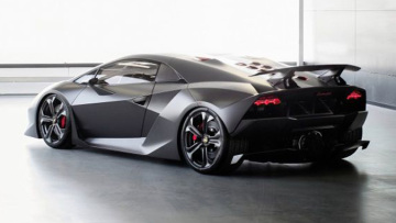 Video: Οδηγώντας τη Sesto Elemento