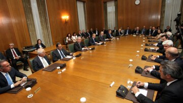 Η κυβέρνηση συνεχίζει τις μεταρρυθμίσεις λένε όλοι οι υπουργοί της κυβέρνησης