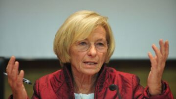 «Ντρίμπλες» των Ιταλών για να μη δώσουν άσυλο στον Σνόουντεν 