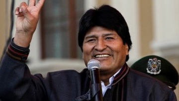 Στο πλευρό του Μοράλες οι ηγέτες των κρατών της Λατινικής Αμερικής 