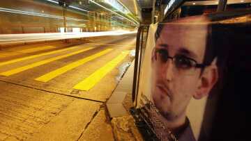 Σνόουντεν: «Χέρι-χέρι» σε θέματα κατασκοπίας Δύση και ΗΠΑ