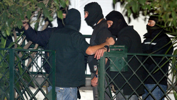 Συλλήψεις της Αντιτρομοκρατικής στη Θεσσαλονίκη δείχνουν «Πυρήνες της Φωτιάς»