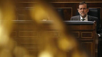 Ισπανία: Ενώπιον της Βουλής για... εξηγήσεις ο Ραχόι
