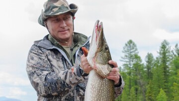 Ψεύτικος ο λούτσος του Πούτιν!