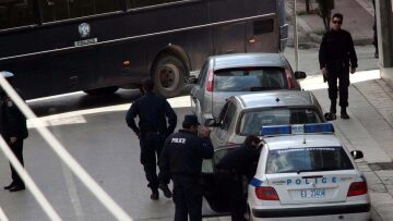 Η ληστεία στο Βελεστίνο «θυμίζει» «Πυρήνες της Φωτιάς» 