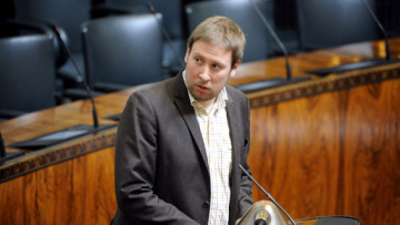 Υπέρ του κουρέματος του ελληνικού χρέους τάσσεται Φινλανδός υπουργός