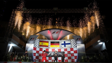 Γιατί γιουχάρουν τον Φέτελ;