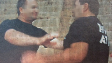 Σε διαθεσιμότητα ο υπαρχιφύλακας που εκπαίδευε χρυσαυγίτες στη Ρόδο