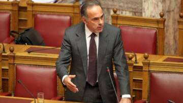 Μέσω εισαγγελέα πιέζει ο Αρβανιτόπουλος τους πρυτάνεις για τη διαθεσιμότητα