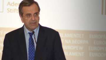 Σαμαράς κατά εξτρεμιστών και λαϊκιστών από τις Βρυξέλλες