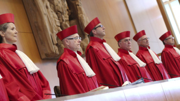 Η γερμανική Δικαιοσύνη εξετάζει την υπόθεση κατασκοπείας σε βάρος της Μέρκελ