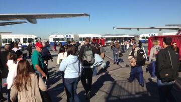 Ένας νεκρός και πολλοί τραυματίες από πυροβολισμούς στο αεροδρόμιο του Λος Άντζελες