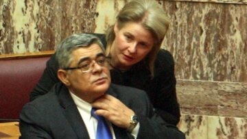 ΧΑ: Ζαρούλια, Ζησιμόπουλος και Ηλιόπουλος κλήθηκαν να καταθέσουν τις άδειες οπλοφορίας τους