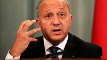 Φαμπιούς: Εν ψυχρώ δολοφονήθηκαν οι δύο Γάλλοι δημοσιογράφοι 