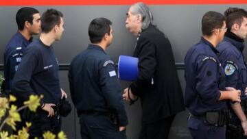 Νέο αίτημα αναβολής από Ψωμιάδη!