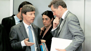 Στουρνάρας-Τρόικα: Πρώτο θέμα οι αποκρατικοποιήσεις