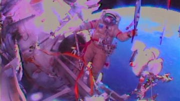 Στο διάστημα η... Ολυμπιακή δάδα