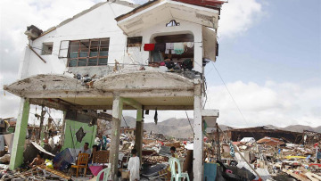 Φόβοι για περισσότερους από 10.000 νεκρούς στις Φιλιππίνες