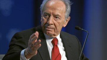 Προειδοποίηση Πέρες: Αν το Ιράν κατασκευάσει πυρηνική βόμβα θα ακολουθήσει και η Μ. Ανατολή
