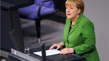 Μέρκελ: Να χυθεί άπλετο φως στις παρακολουθήσεις της NSA