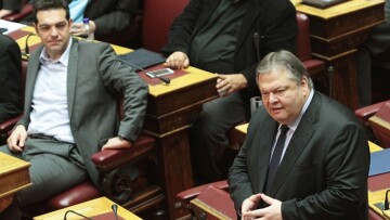 Σύγκρουση Βενιζέλου-Τσίπρα για το «κάλεσμα αποστασίας»