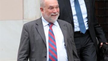 Βίζερ: «Το δημοσιονομικό έλλειμμα της Ελλάδας το χαμηλότερο της ευρωζώνης για το 2014»