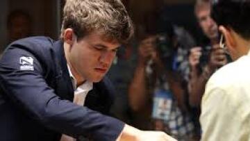 Παγκόσμιος πρωταθλητής ο «Τζάστιν Μπίμπερ» του σκακιού