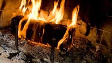 Θεσσαλονίκη: Νεκροί δύο ηλικιωμένοι από αναθυμιάσεις τζακιού  