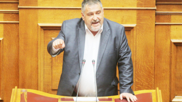 Προκαλεί ο χρυσαυγίτης βουλευτής Κουκούτσης: Ζητώ συγγνώμη από το λαό που δεν χτύπησα βουλευτή του ΣΥΡΙΖΑ...