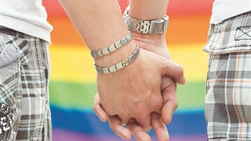 Νομοσχέδιο του υπ. Δικαιοσύνης για τη σύναψη συμφώνου συμβίωσης των ομόφυλων ζευγαριών