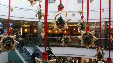 Από 12 Δεκεμβρίου το εορταστικό ωράριο στα καταστήματα της Αττικής